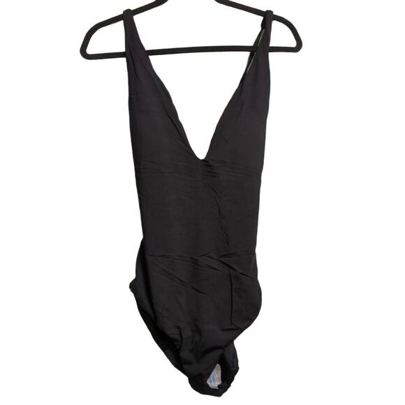 NWT Andie Bali Black Deep V-Neck Long Torso Womens Swimsuit One Piece Large Tall - Picture 1 of 6
